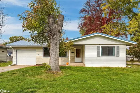 210 E Pennington St, West Burlington, IA 52655