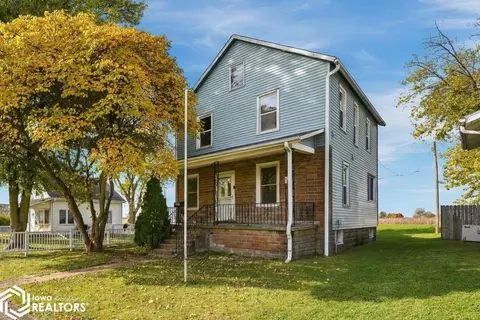 1727 Page St, Burlington, IA 52601