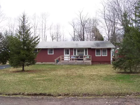 1819 Lakeshore Dr, Pocono Lake, PA 18347