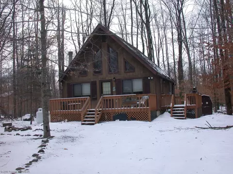 Seneca, Pocono Lake, PA 18347