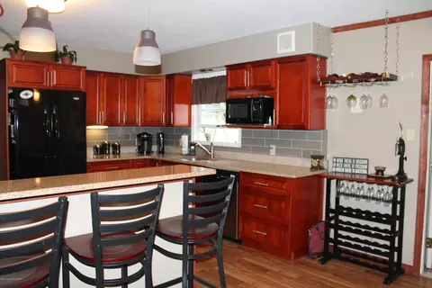 139 Butternut Rd, Shavertown, PA 18708 photo 3