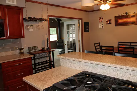 139 Butternut Rd, Shavertown, PA 18708 photo 5