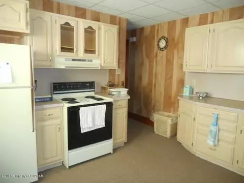 1021 E Broad St, Hazleton, PA 18201 photo 12