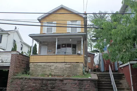 211 Scott St, Wilkes-barre, PA 18702