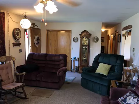 121 E County Rd, Drums, PA 18222 photo 6