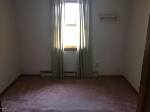 831 Carson St, Hazleton, PA 18201 photo 17