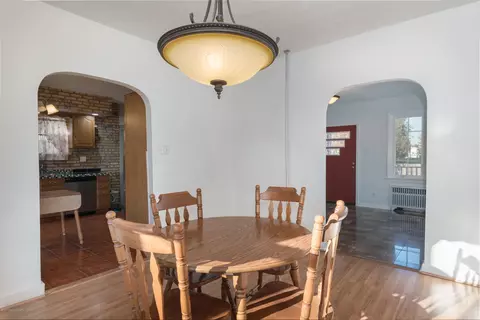 204 Sussex St, Old Forge, PA 18518 photo 5