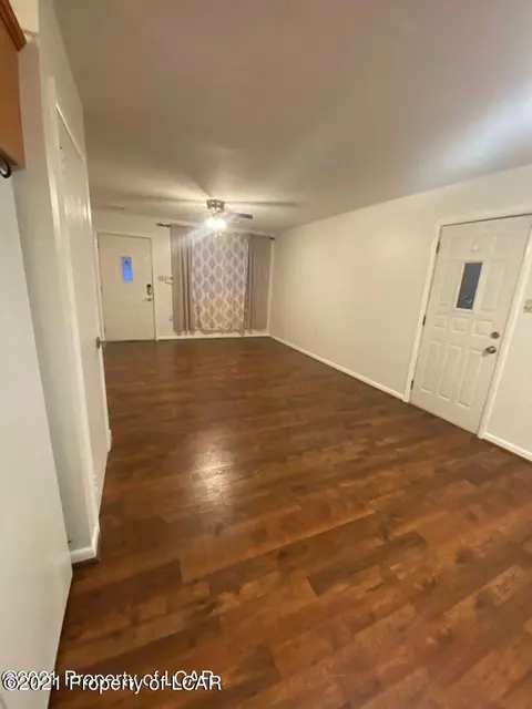 47 Garrison Rd, Hazle Township, PA 18202 photo 3
