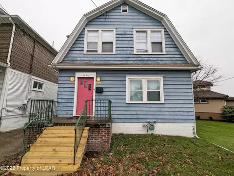 1409 S Main St, Hanover Township, PA 18706