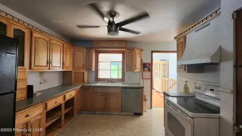 69 Perrin Ave, Shavertown, PA 18708 photo 7