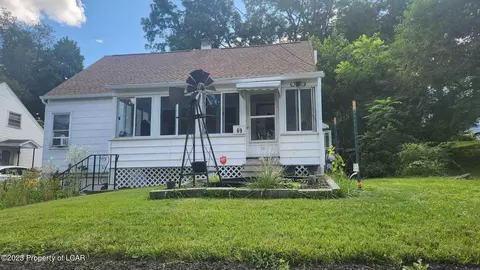 69 Perrin Ave, Shavertown, PA 18708 photo 1