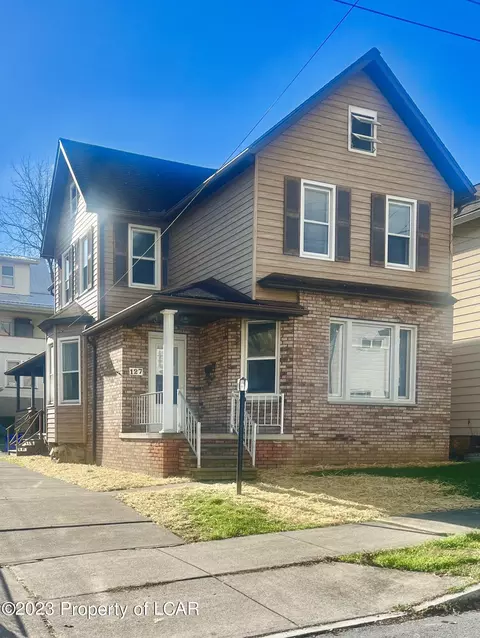 127 W Broad St, Nanticoke, PA 18634