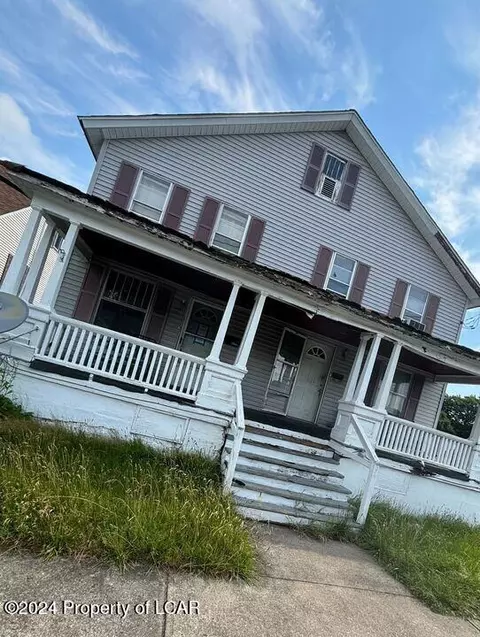 343 Sussex St, Old Forge, PA 18518