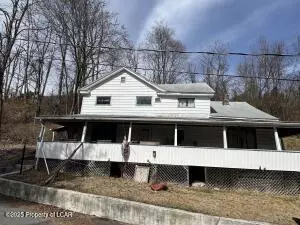 104107 Willow St, Nanticoke, PA 18634