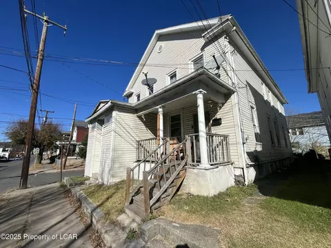 94 Oxford St, Wilkes Barre, PA 18706