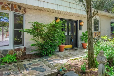 779 Evans St, Hazleton, PA 18201 photo 7