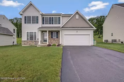 318 Long Run Rd, Drums, PA 18222