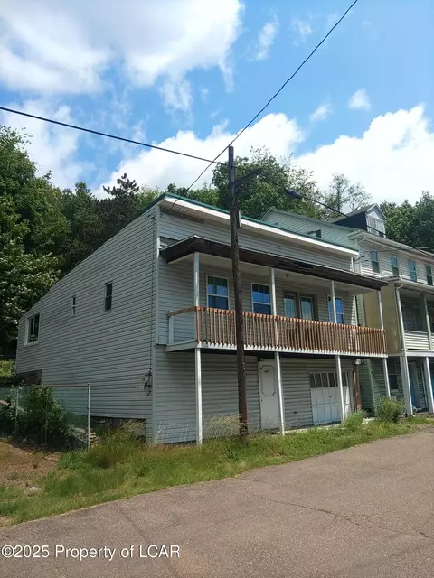 2219 High St, Gilberton, PA 17934