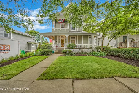 37 Montgomery Ave, West Pittston, PA 18643