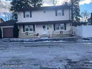 220 E Birch St, Hazleton, PA 18201 photo 1
