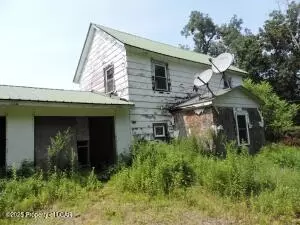 590 Sunshine Rd, Shickshinny, PA 18655