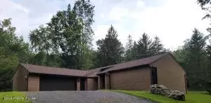 488 Pa-93, Sugarloaf, PA 18249