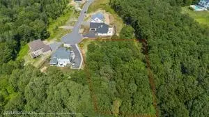 14 Veronica Dr, Pittston, PA 18640