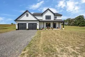 15 Shickshinny Lake Rd, Shickshinny, PA 18655