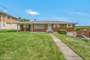 135 Dean St, Drums, PA 18222