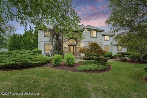 169 Wagner Blvd, Greenfield Township, PA 18407