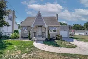 212 Elm St, Pittston, PA 18641