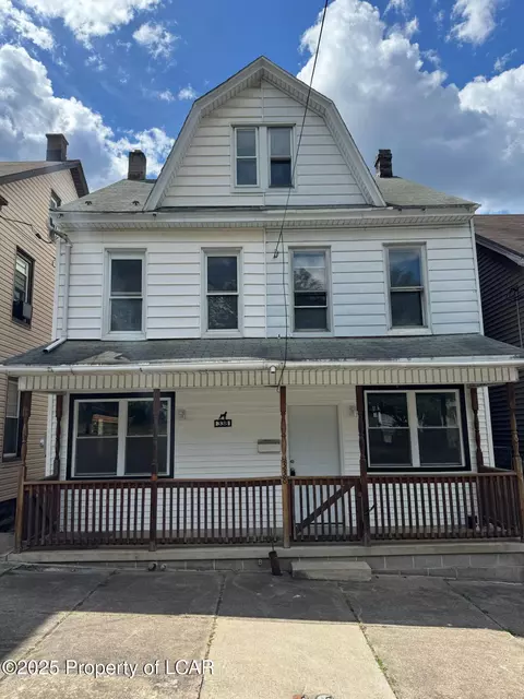 338 S Market St, Shamokin, PA 17872