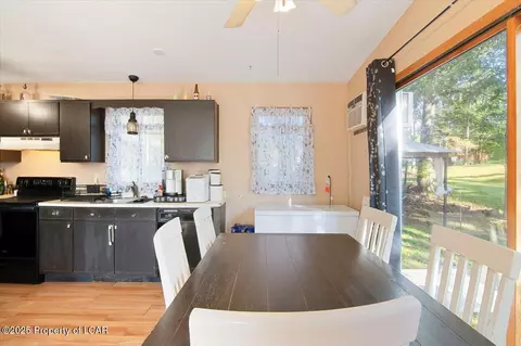 Dining - 2205 Walnut Trl, Bushkill, PA 18324 photo 1 of 1