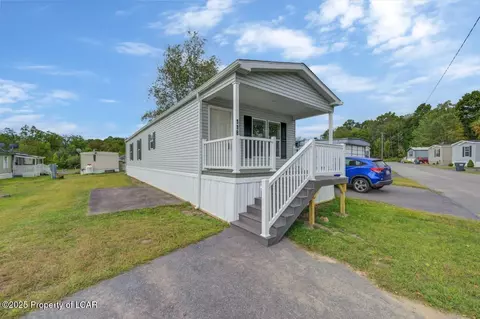 118 Misty Ln, Drums, PA 18222