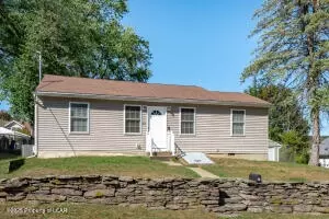 45 W Center St, Shavertown, PA 18708