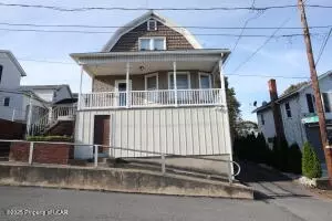 54 W Columbus Ave, Pittston, PA 18640