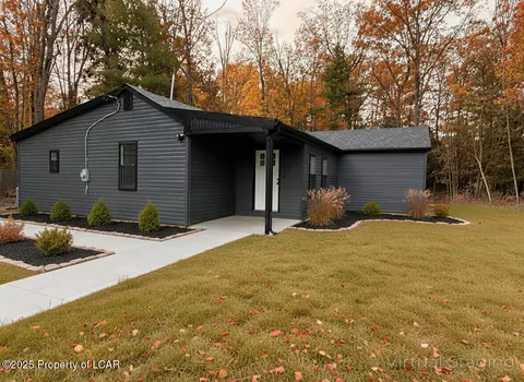 424 N Hunter Hwy, Drums, PA 18222