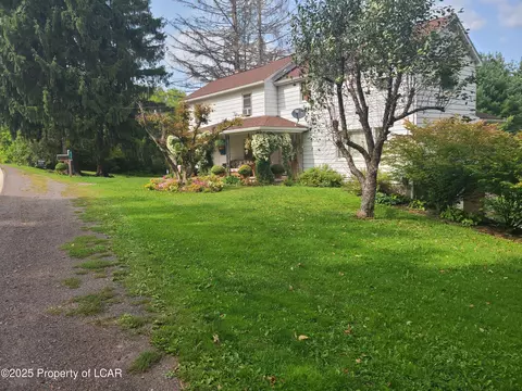 630 Kunkle Rd, Harveys Lake, PA 18618