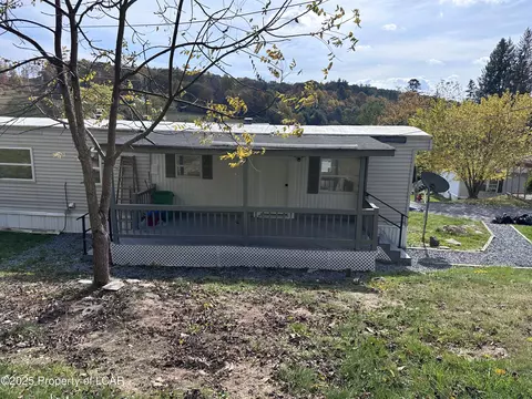 7 Echo Valley Dr, Shavertown, PA 18708 photo 6