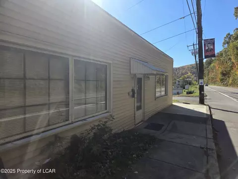 151 N Main St, Shickshinny, PA 18655