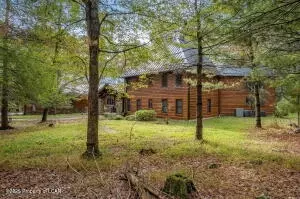 235 E Center St, Shavertown, PA 18708