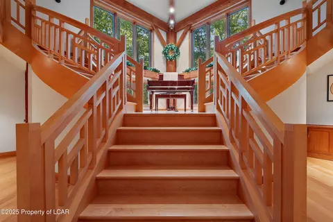 Entry Way - 235 E Center St, Shavertown, PA 18708 photo 4 of 21