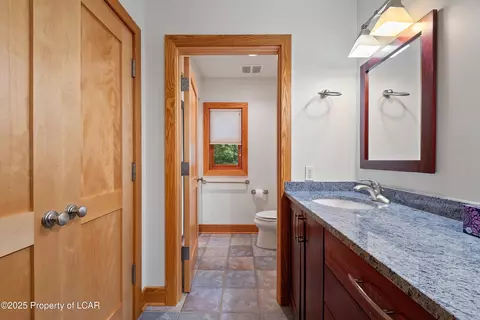 Bath - 235 E Center St, Shavertown, PA 18708 photo 9 of 13