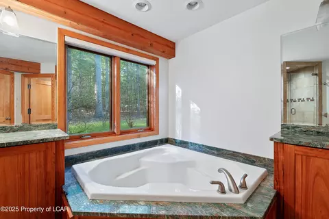 Bath - 235 E Center St, Shavertown, PA 18708 photo 4 of 13