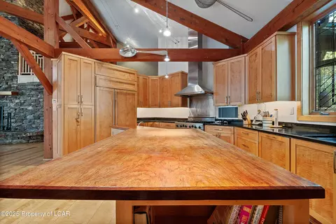Kitchen - 235 E Center St, Shavertown, PA 18708 photo 3 of 8