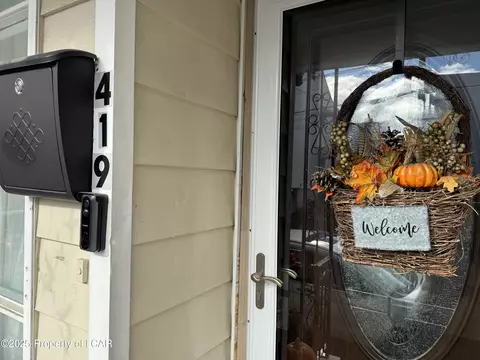 419 W Lloyd St, Shenandoah, PA 17976