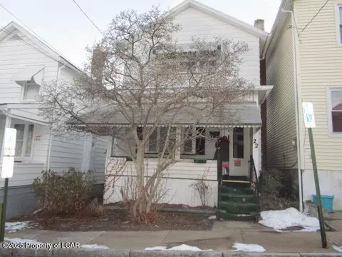 22 John St, Wilkes-barre, PA 18702