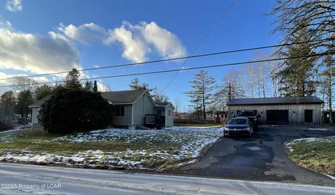 1715 Layton Rd, Scott Township, PA 18447