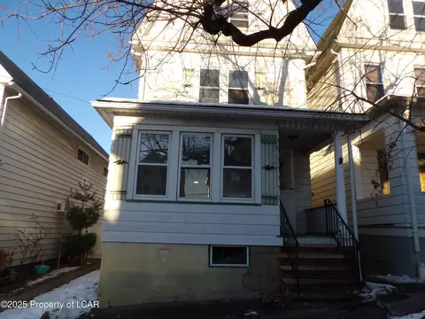 46 Hillard St, Wilkes-barre, PA 18702