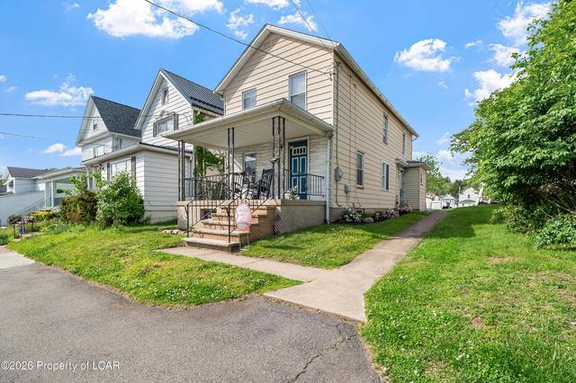 121 Lackawanna Ave, Dupont, PA 18641